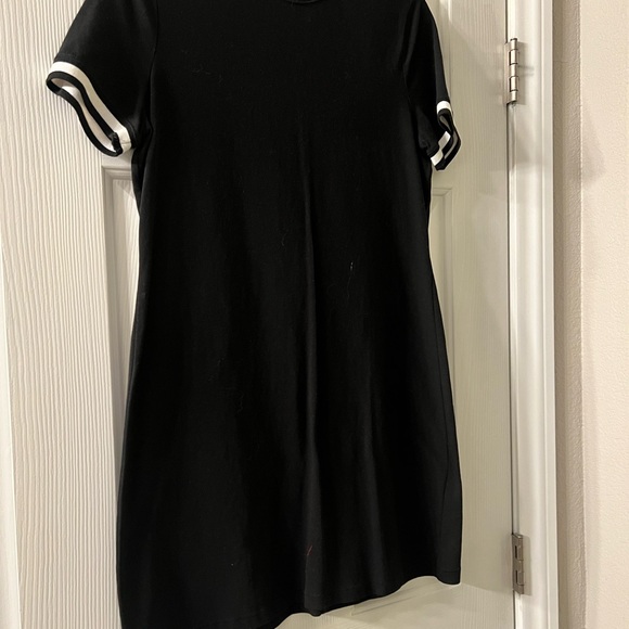 Black and White T-Shirt Dress - Picture 2 of 3